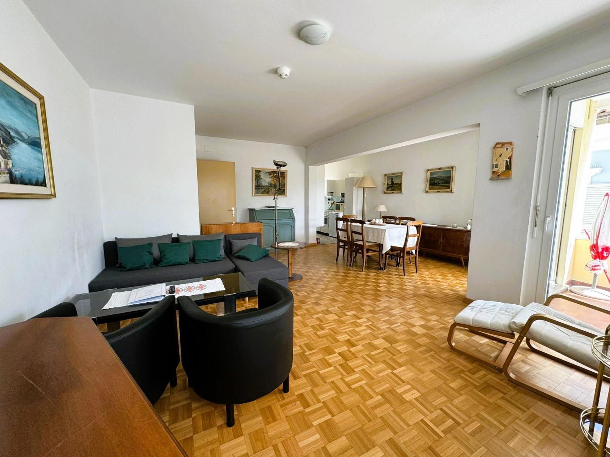 Hotel Rondinella Locarno Rum bild