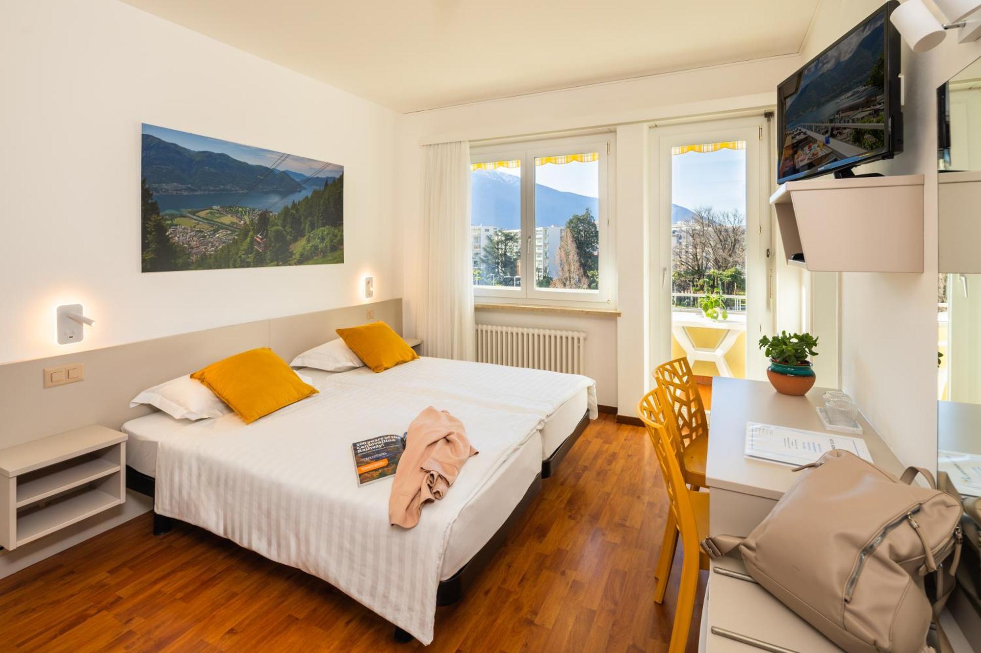 Hotel Rondinella Locarno Exteriör bild